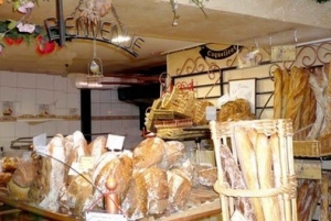 Montmartre 3-Hour Local Gastronomy Tour with Tastings
