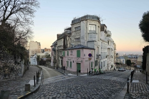 Montmartre före folkmassorna: Rundvandring & frukost