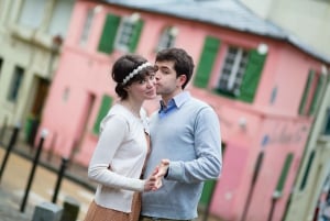 Parigi: Servizio fotografico privato a Montmartre con fascino parigino