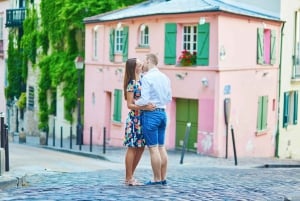 Parigi: Servizio fotografico privato a Montmartre con fascino parigino