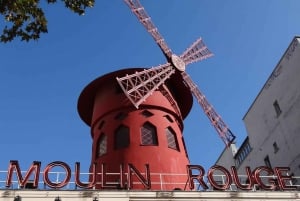 German private Walking Tour through Montmartre & Passages