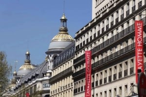 German private Walking Tour through Montmartre & Passages