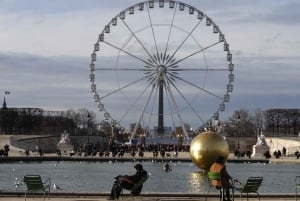 German private Walking Tour through Montmartre & Passages