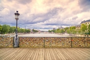 Paris: Napoleon Walking Tour with Les Invalides & Tomb Entry