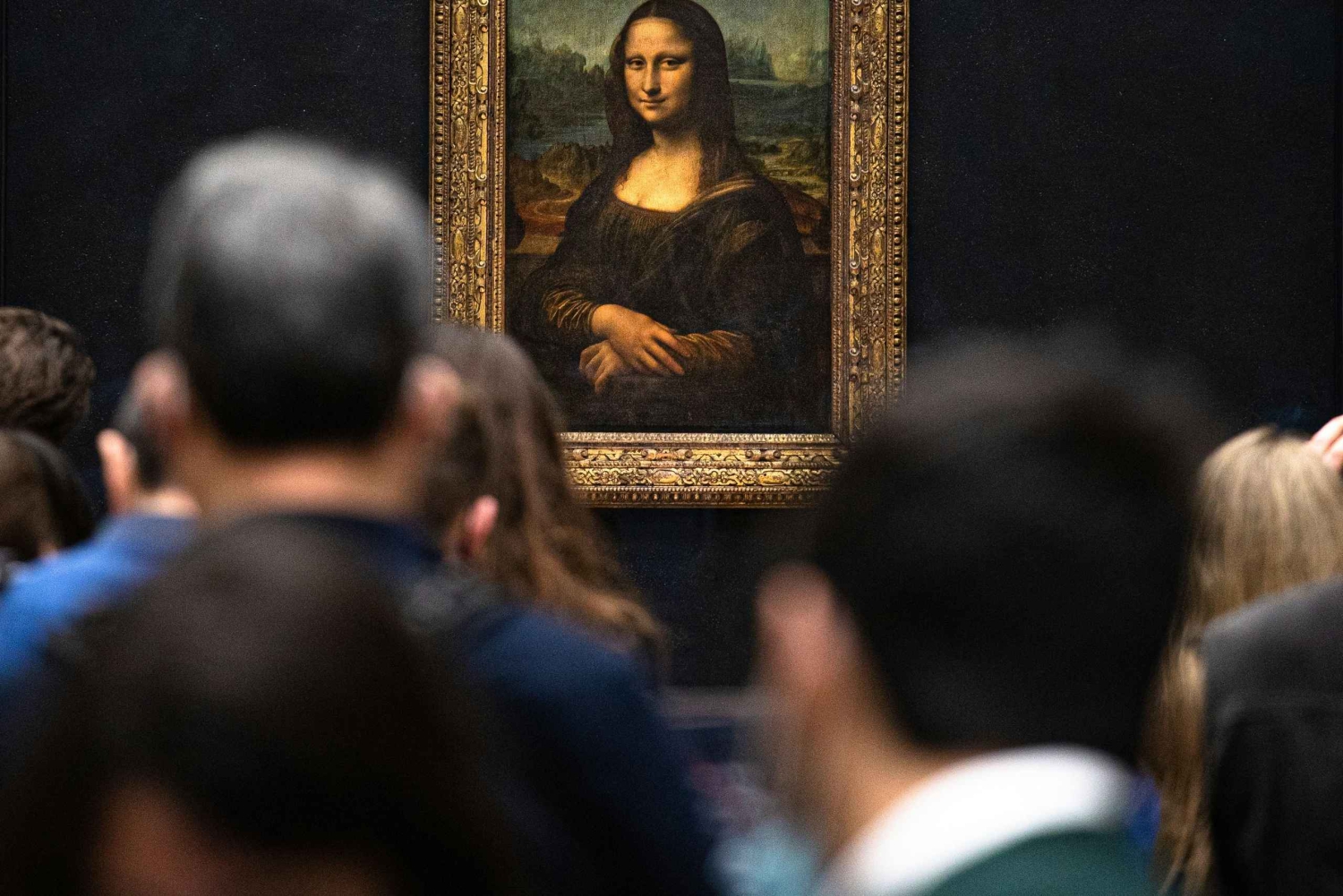 Nat på Louvre-museet: 6 personer Max guidet udforskning