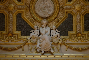 Nat på Louvre-museet: 6 personer Max guidet udforskning