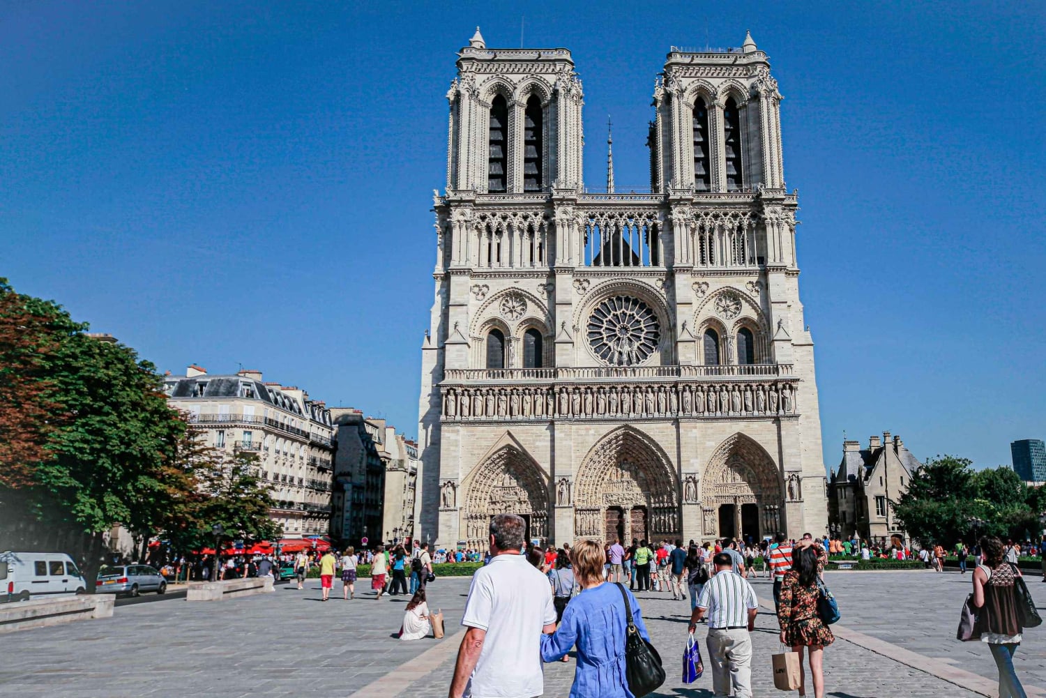Kathedrale Notre-Dame: Reservierter Zugang, Bootsfahrt und Außen-Tour