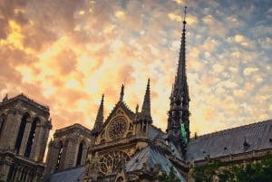 Notre-Dame-katedralen med reservert adgang og utvendig omvisning