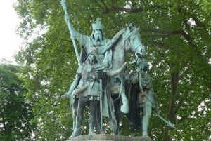 Notre-Dame & Île de la Cité Express Guided Tour