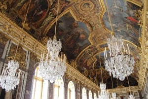 Palace Of Versailles Tour With Optional Meet and Greet