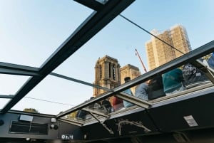 Paris: 1 timmes sightseeingkryssning och 3-rätters bistromiddag