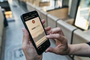 パリ：1時間の観光クルーズと3コースのビストロディナー