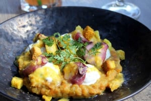 パリ：1時間の観光クルーズと3コースのビストロディナー