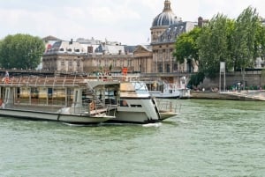 Paris: Seine River Cruise and Lunch at Le Bistro Parisien