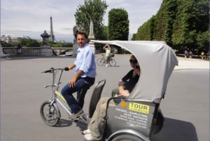 Paris: 1, 2, or 3-Hour Major Monuments Daytime Tuk-Tuk Tour