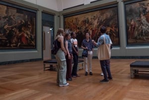 Paris: 2-Hour Guided Tour Through the Louvre