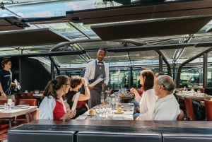 Paris: 2-Hour River Seine Lunch Cruise with 3-course-menu