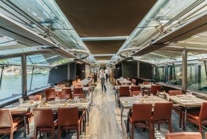 Paris: 2-Hour River Seine Lunch Cruise with 3-course-menu