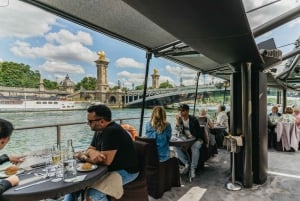 Paris: 2-Hour River Seine Lunch Cruise with 3-course-menu