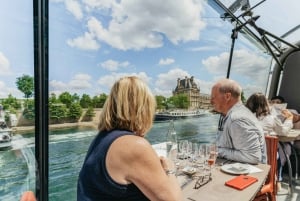 Paris: 2-Hour River Seine Lunch Cruise with 3-course-menu