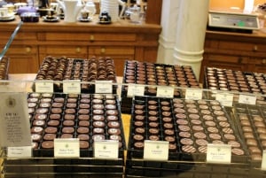 Paris: 2-Hour Sweet & Chocolate Family Tour with Tastings