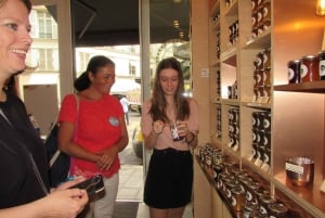 Paris: 2-Hour Sweet & Chocolate Family Tour with Tastings