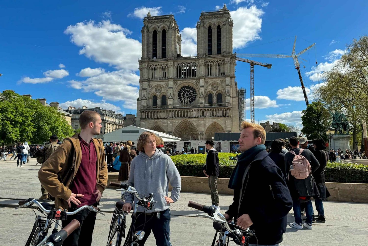 Paris: 2024 New Guided Tour by Bike or E-Bike