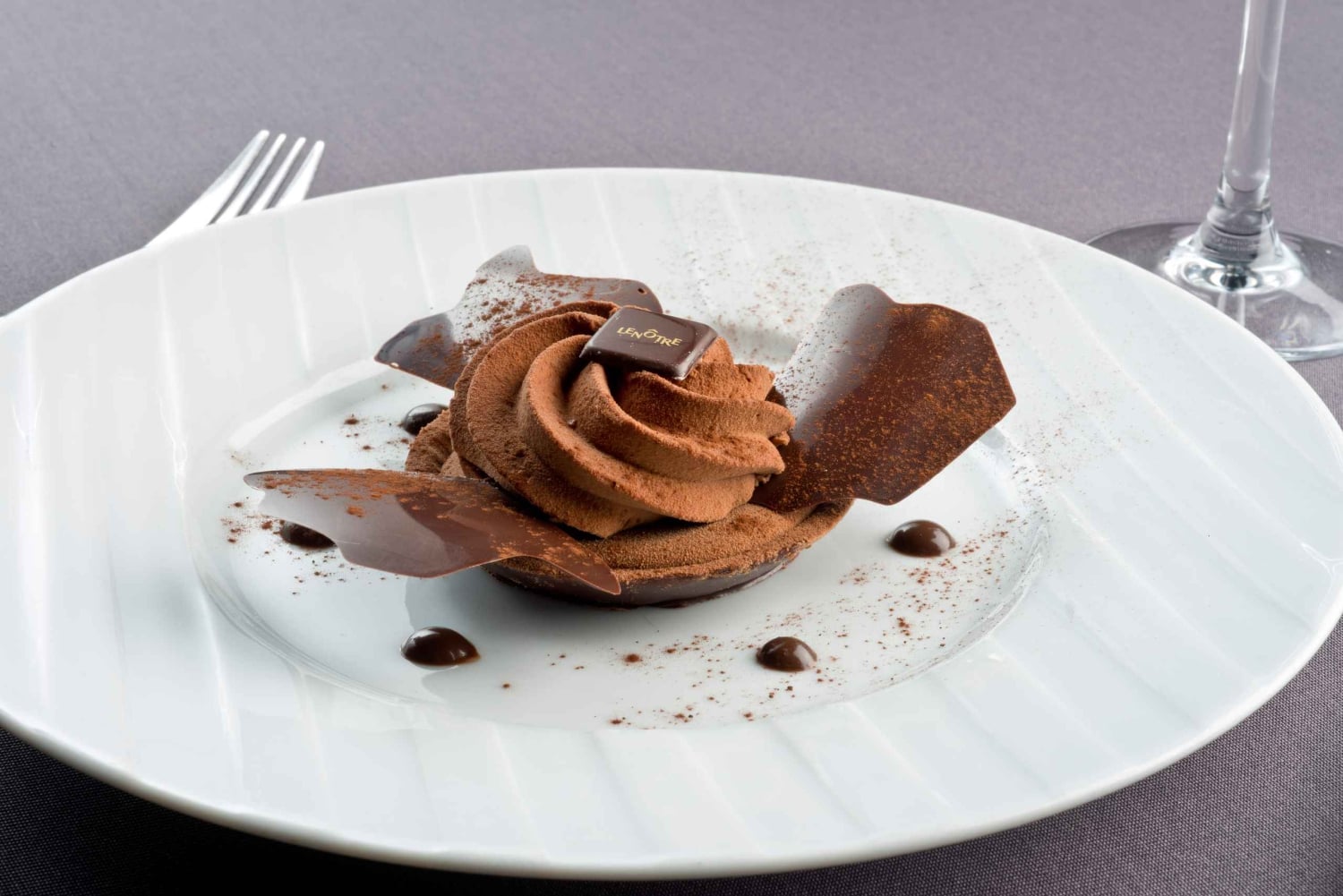 Paris: 3-rätters middagskryssning med vin på floden Seine