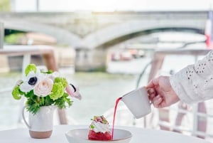 Paris: 3-rätters middagskryssning med vin på floden Seine