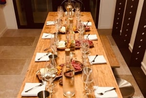 Curso de enología en París: 5 vinos, 1 sumiller y aperitivos