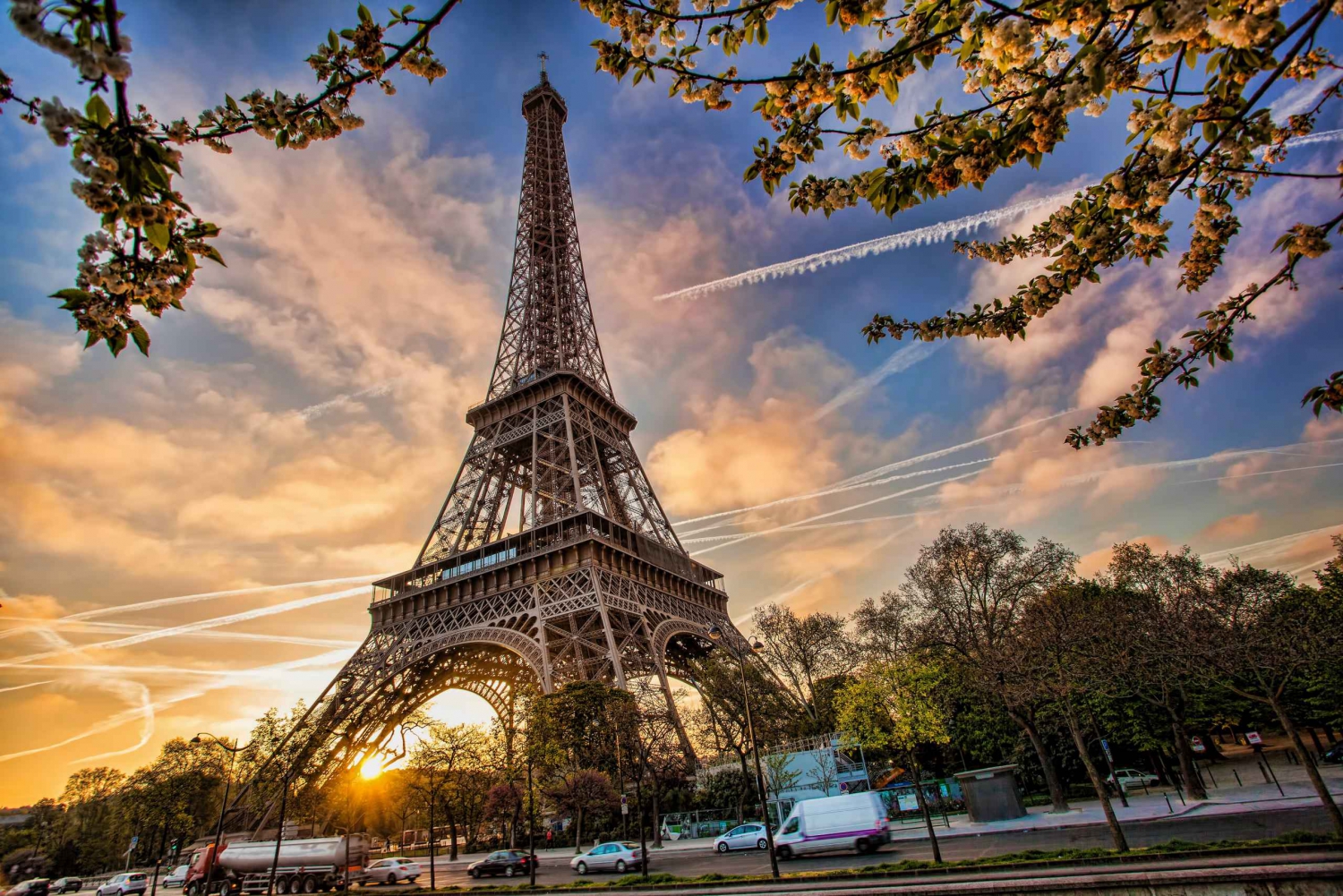 Eiffel-Tower-Summit