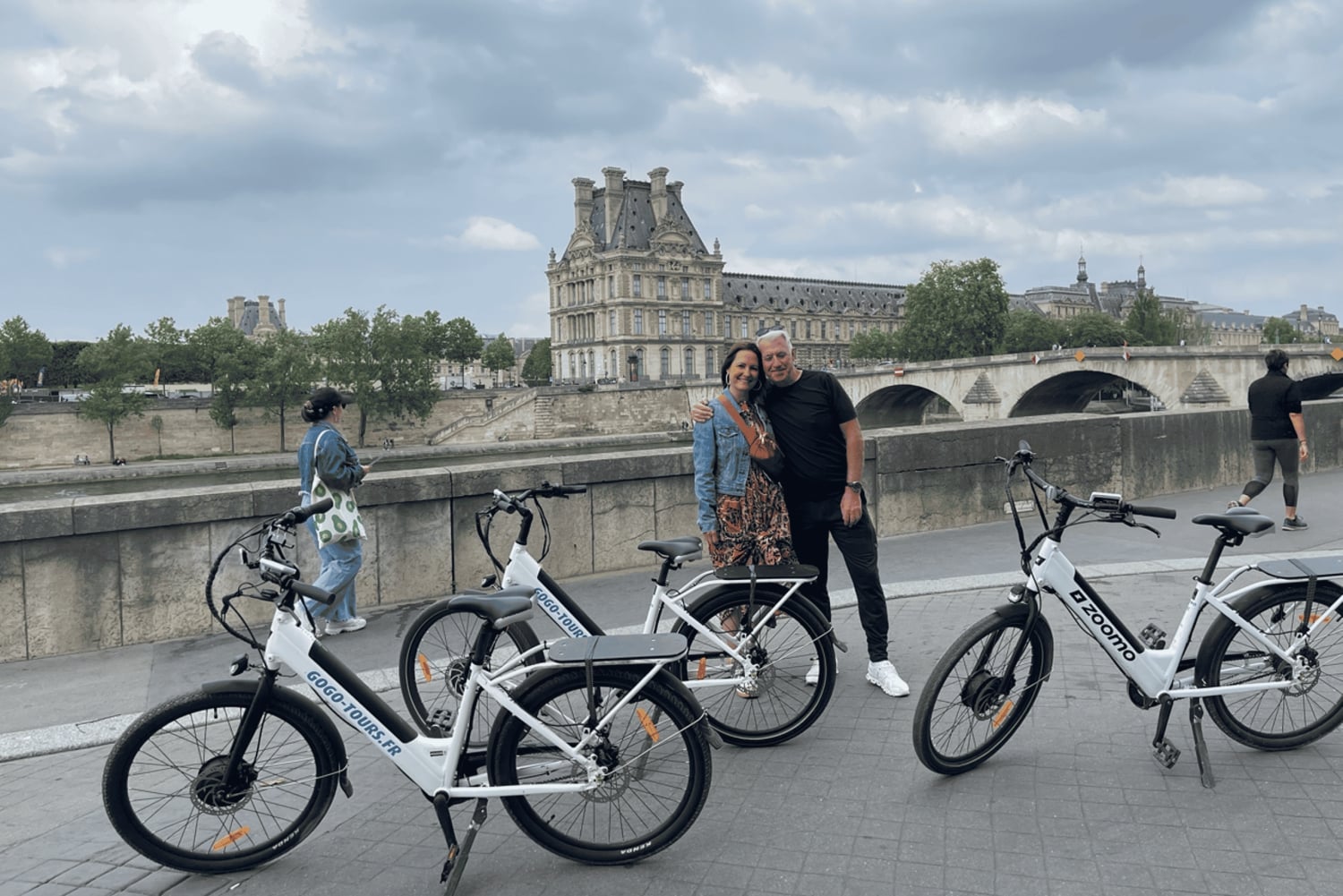 Pariisi: E-pyöräilyn opastettu pienryhmäkierros iltapäivällä