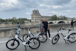 Pariisi: E-pyöräilyn opastettu pienryhmäkierros iltapäivällä