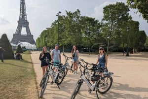 Pariisi: E-pyöräilyn opastettu pienryhmäkierros iltapäivällä