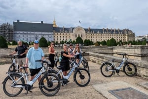 Pariisi: E-pyöräilyn opastettu pienryhmäkierros iltapäivällä