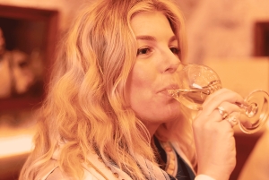 Paris: Experiência de degustação de vinhos e queijos Apéro