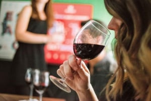 Paris at Sunset: Aperitif, Food & Wine Tour