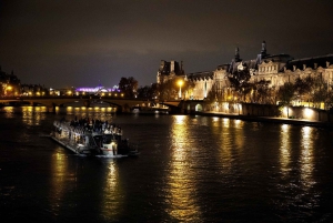 Paris: Bastille Day Celebration Cruise with Picnic