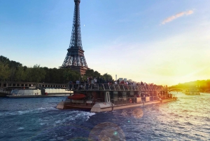Paris: Bastille Day Celebration Cruise with Picnic