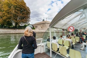 Paris: Batobus Hop-On Hop-Off Sightseeing Cruise