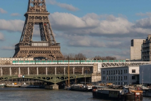 Paris: Beaugrenelle Modern Architecture Walking Tour