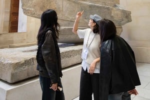 Paris: Best of Louvre Museum Skip-the-Line Guided Tour