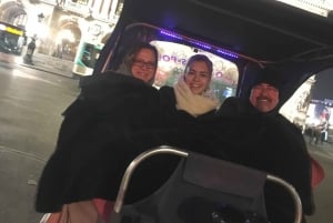 Paris: Nighttime Tuk-Tuk Tour