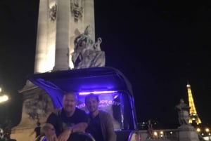 Paris: Nighttime Tuk-Tuk Tour