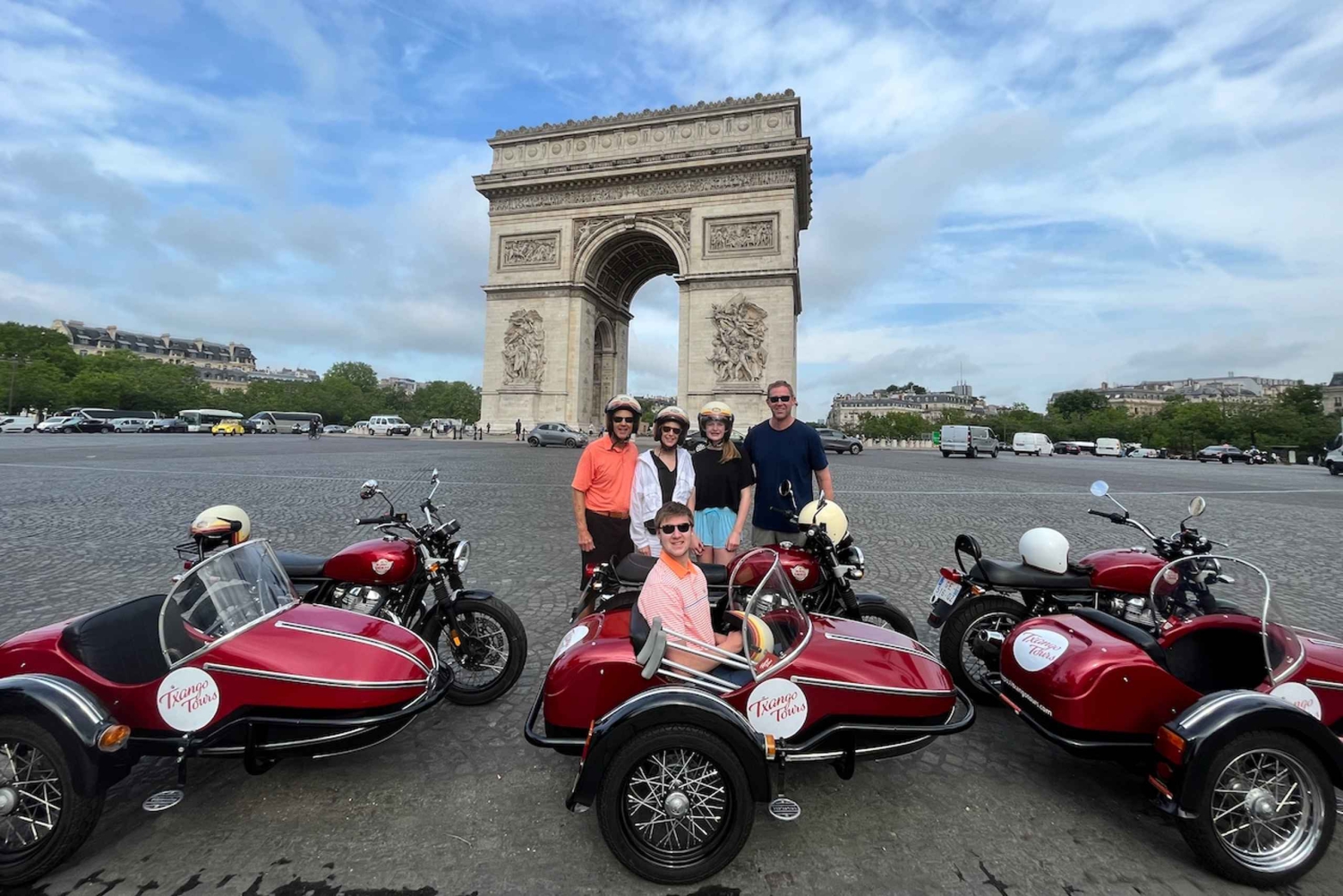 Paris by sidecar 1HR Tour