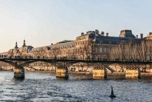 Paris: Champagne at the Moulin Rouge & Seine River Cruise