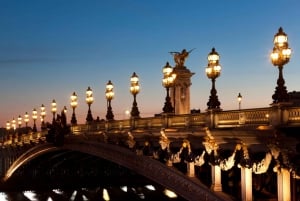 Paris: Champagne at the Moulin Rouge & Seine River Cruise