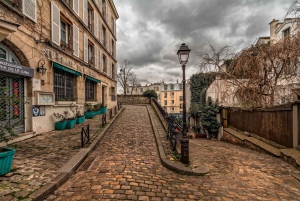 Paris: Charms of Montmartre Guided Walking Tour