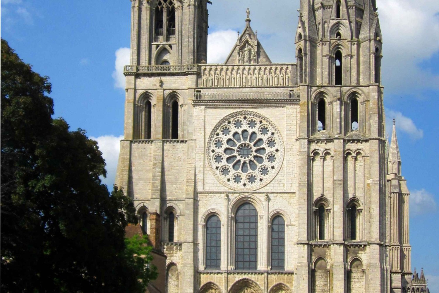 Pariisi: Chartres'n katedraali ja vanhankaupungin päiväkierros