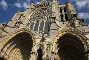 Pariisi: Chartres'n katedraali ja vanhankaupungin päiväkierros